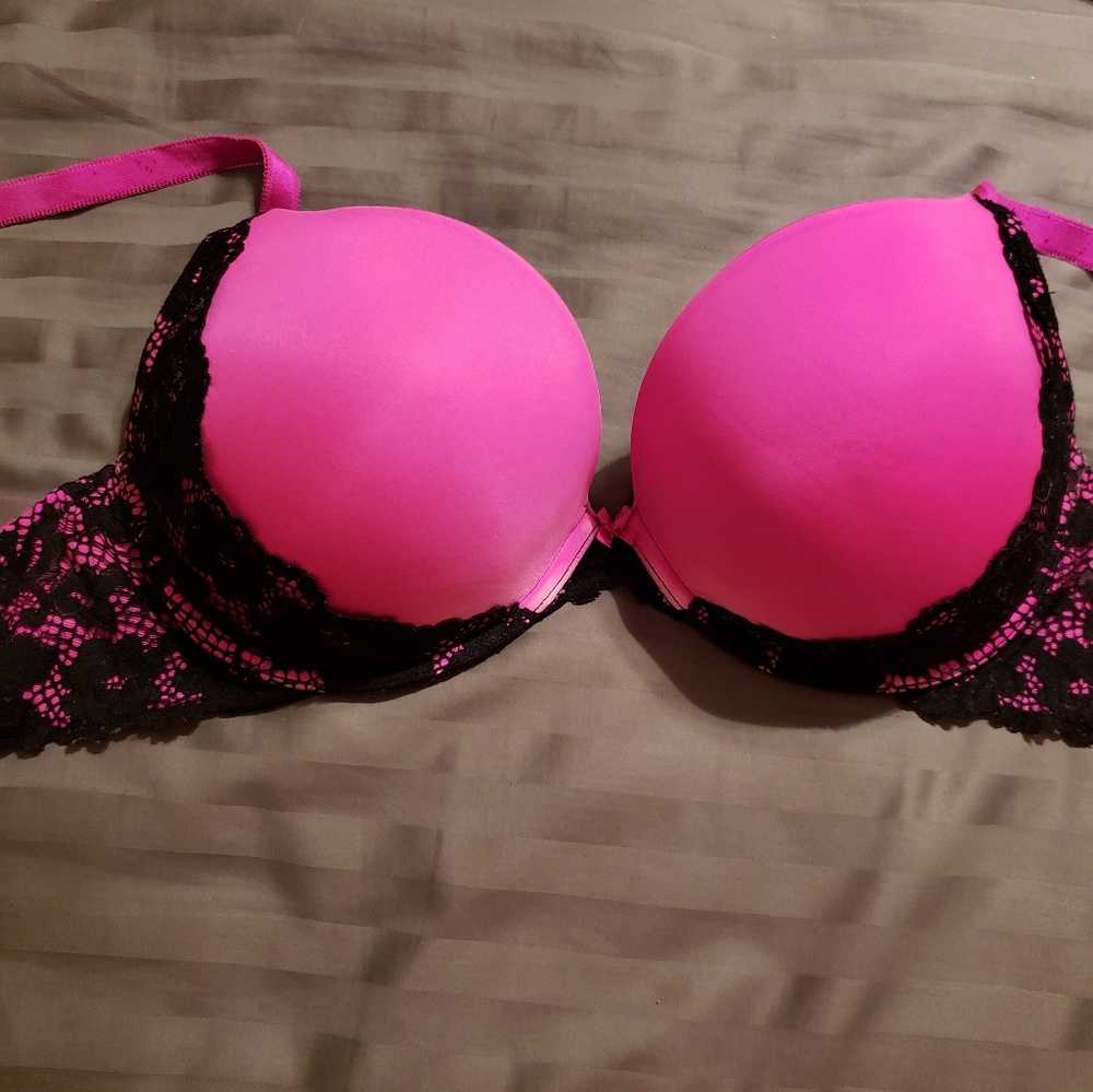 Torrid Bra 42D